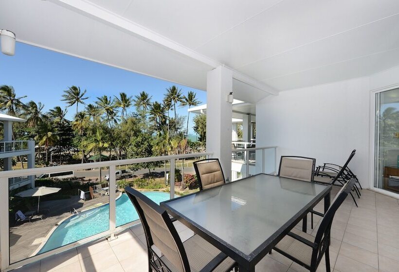 Seascape Holidays  Beaches