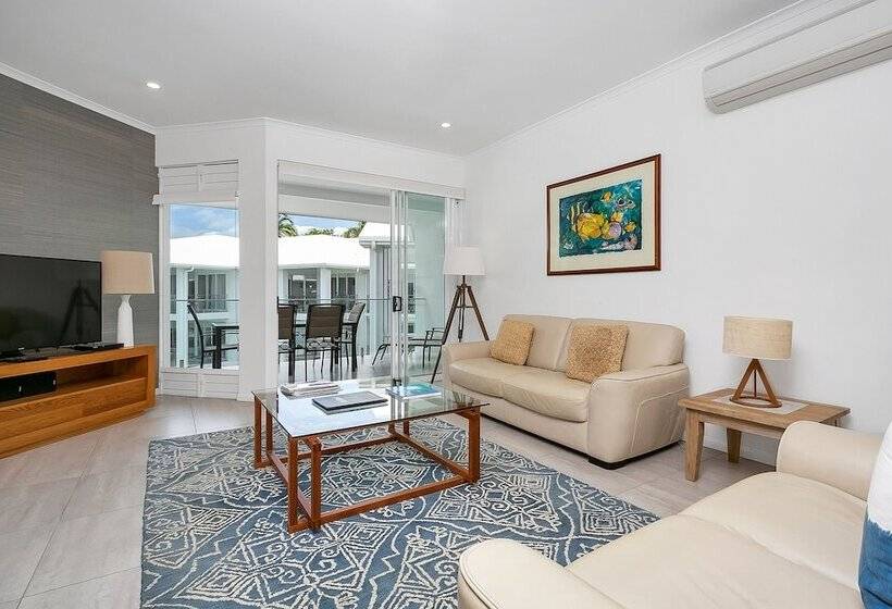 Seascape Holidays  Beaches