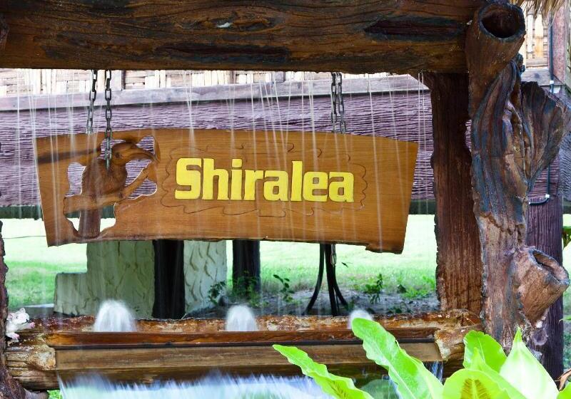 Shiralea Backpackers Resort