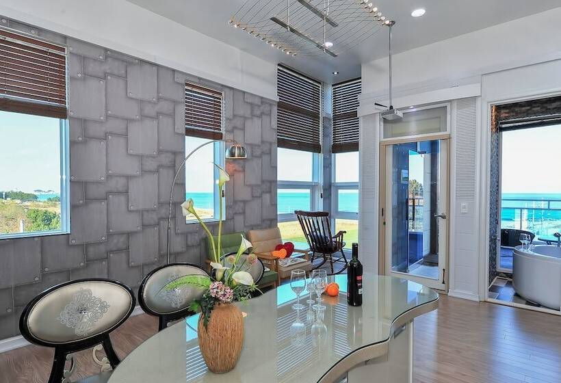 Sokcho Esher House Pension