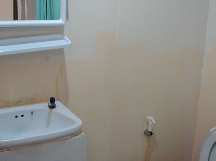 Lucky House Dorm Room   Hostel