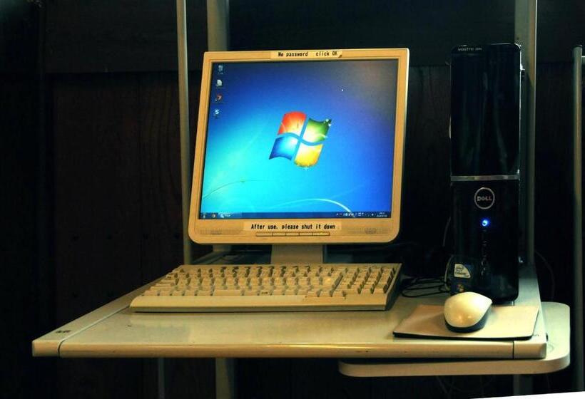 Общежитие Sakura Guest House