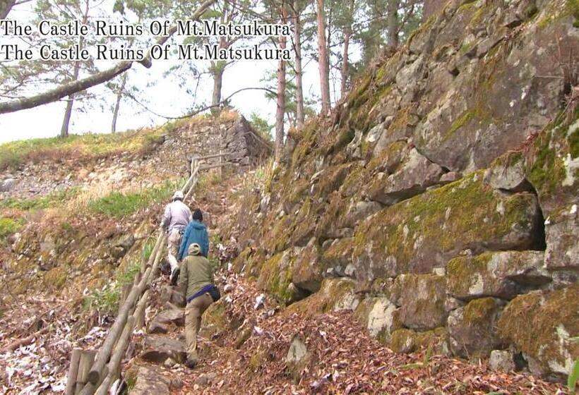 Общежитие Sakura Guest House