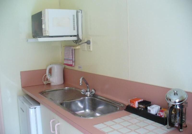 Ashleigh Court Motel