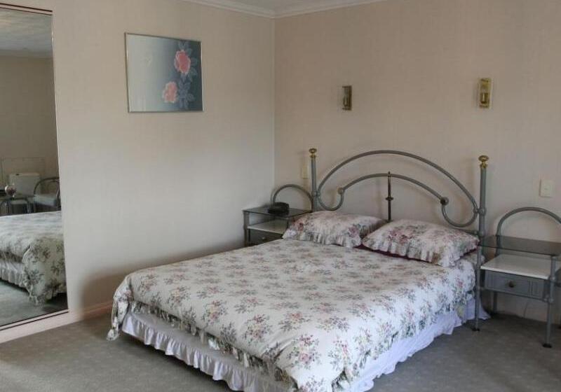 Ashleigh Court Motel