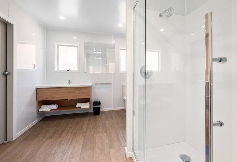 Ashleigh Court Motel