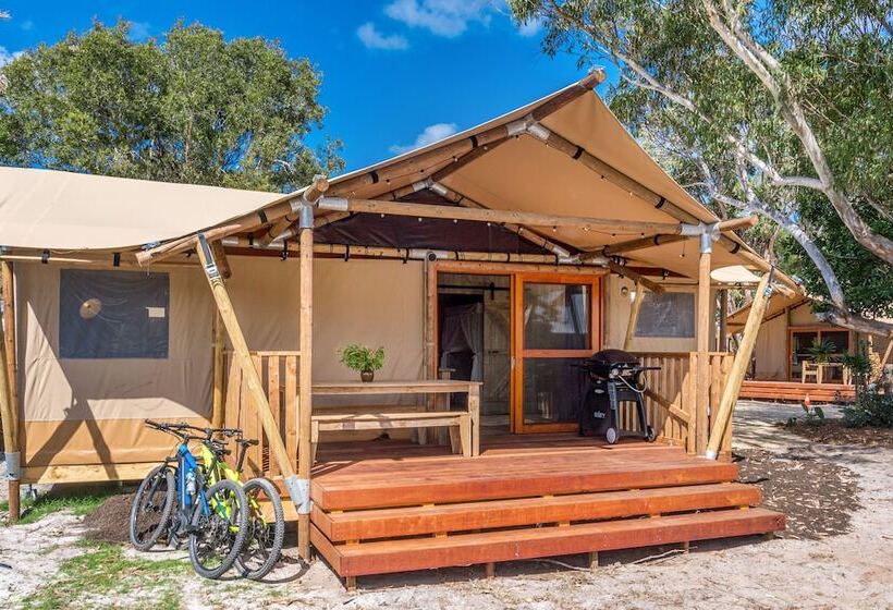 Ballina Beach Nature Resort