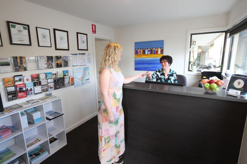 Bay Motel Safety Beach