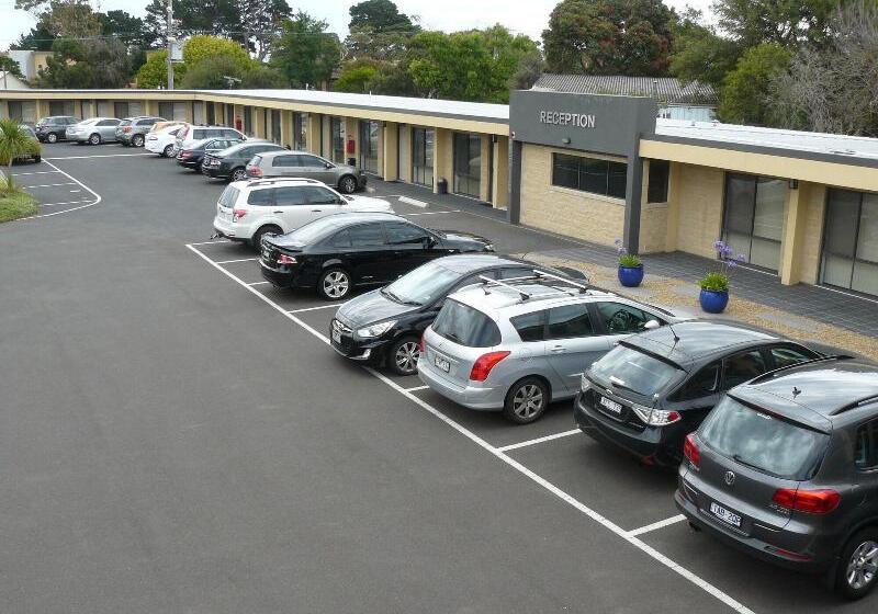 Bay Motel Safety Beach