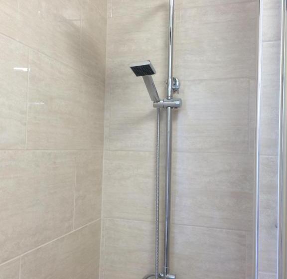 Bed and Breakfast Admiral Guest House