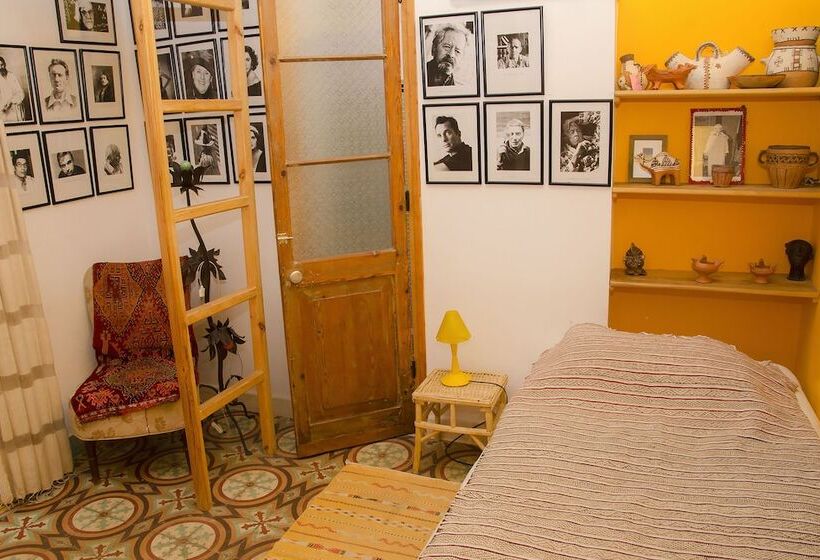 تختخواب و صبحانه Bayt Alice Hostel