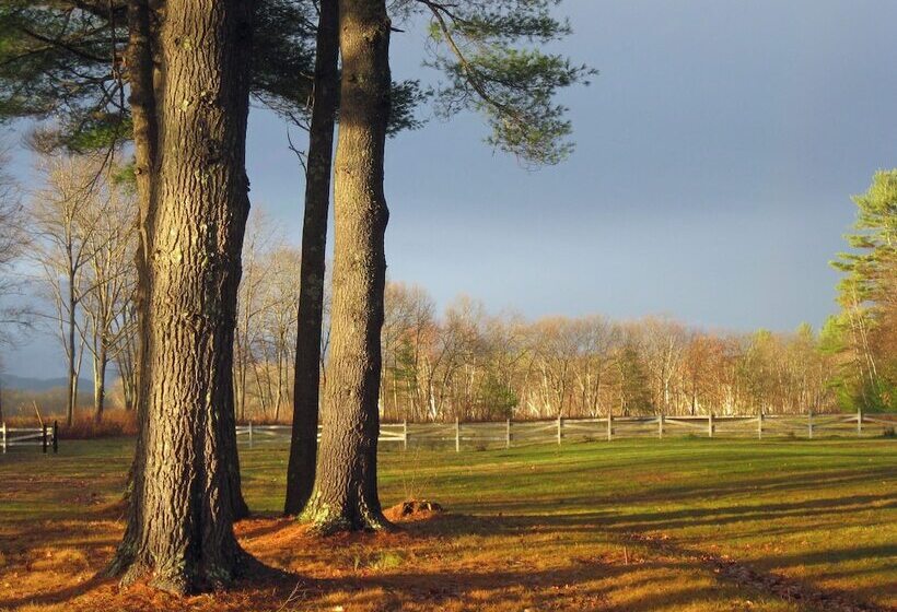 مبيت وإفطار Old Saco Inn