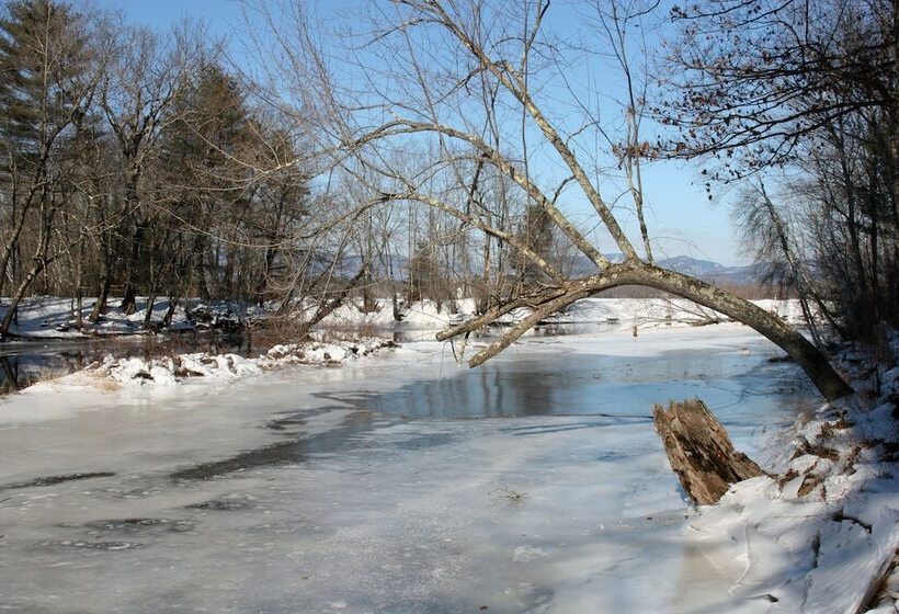 مبيت وإفطار Old Saco Inn