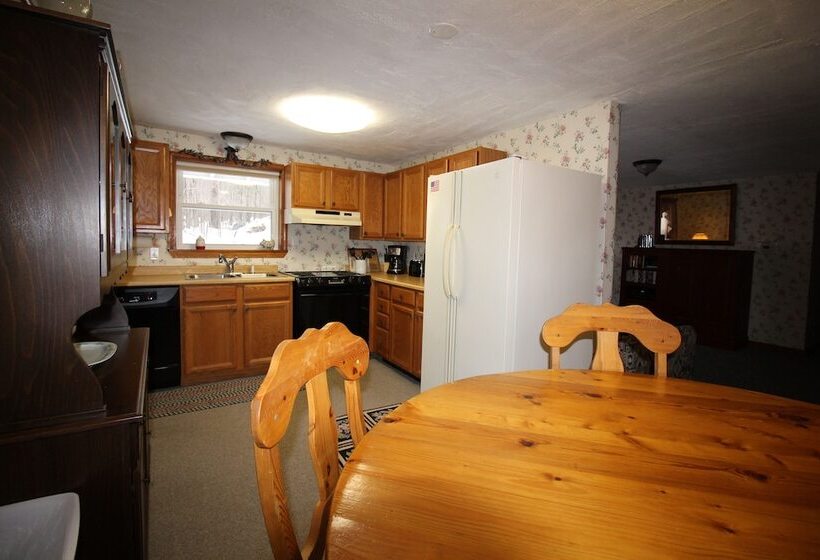 مبيت وإفطار The Nutmeg Inn