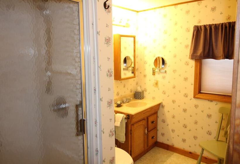 مبيت وإفطار The Nutmeg Inn