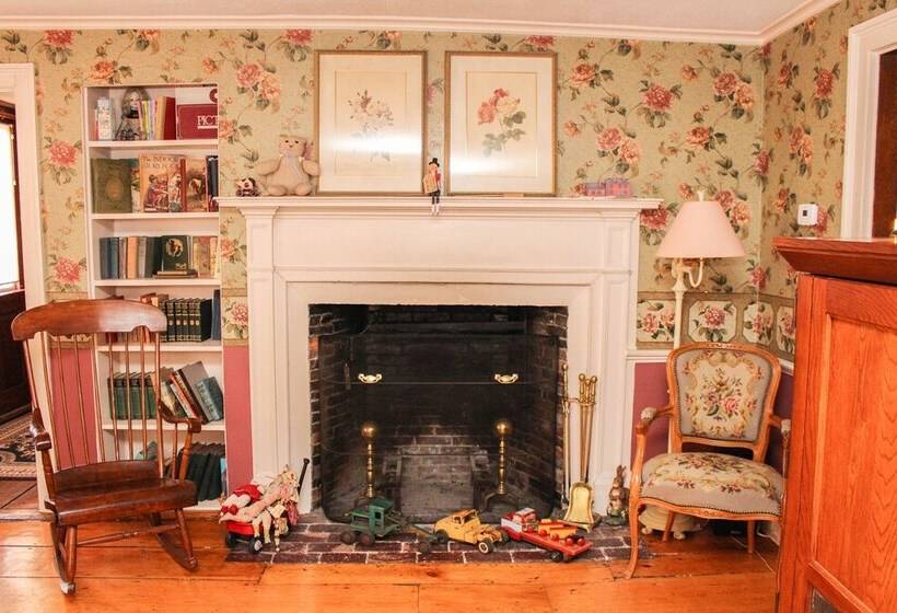 مبيت وإفطار The Nutmeg Inn