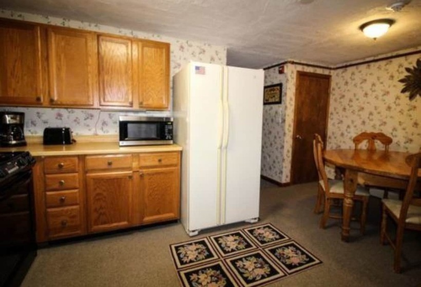 مبيت وإفطار The Nutmeg Inn