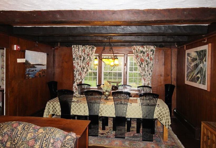 مبيت وإفطار The Nutmeg Inn