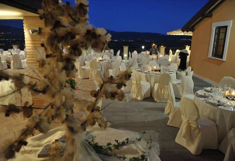 مبيت وإفطار Vallantica Resort & Spa