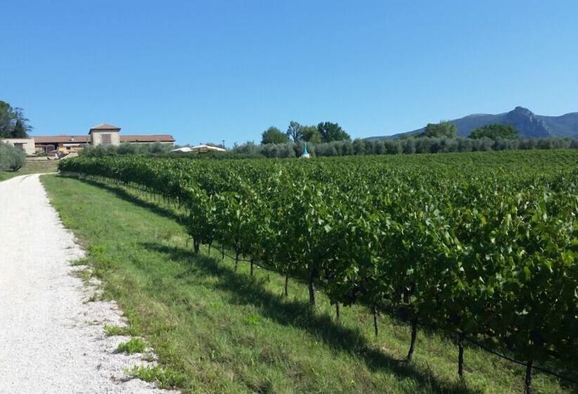 مبيت وإفطار Vallantica Resort & Spa