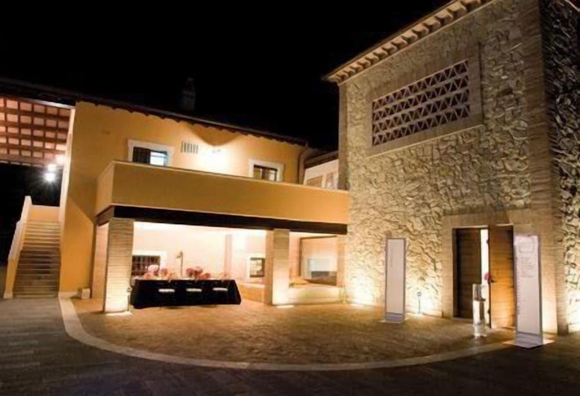 مبيت وإفطار Vallantica Resort & Spa