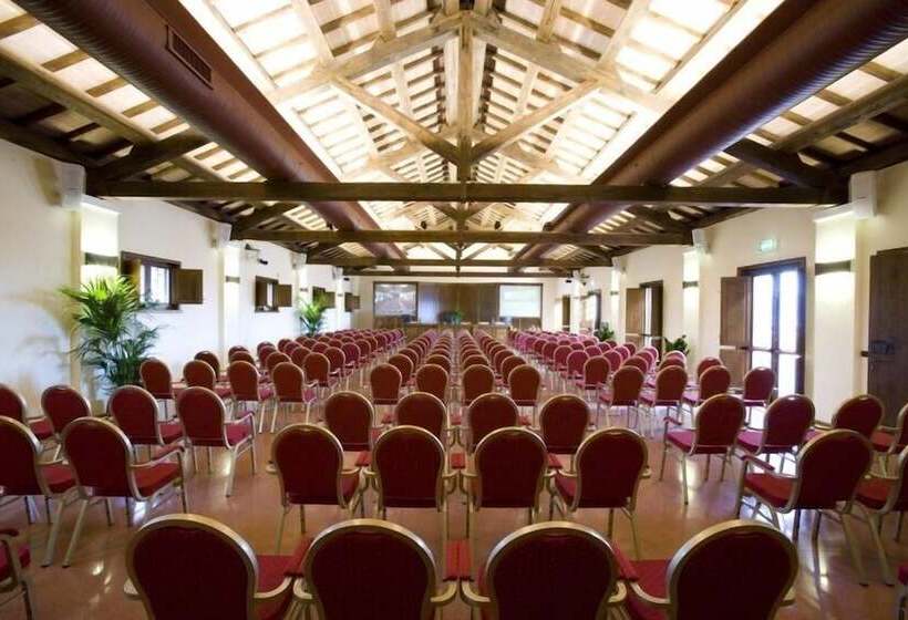 مبيت وإفطار Vallantica Resort & Spa