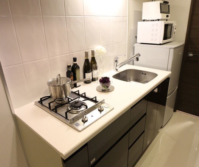 Concieria Shimbashi Crossia