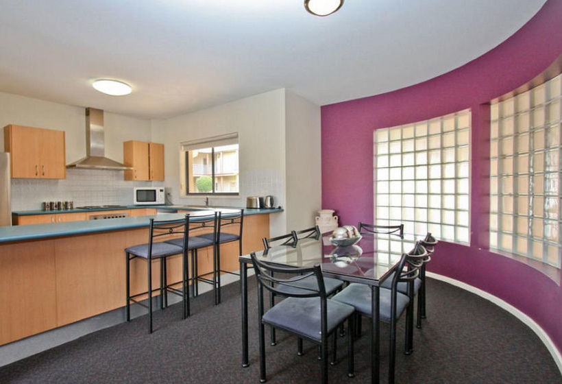 Cosmopolitan Apartments