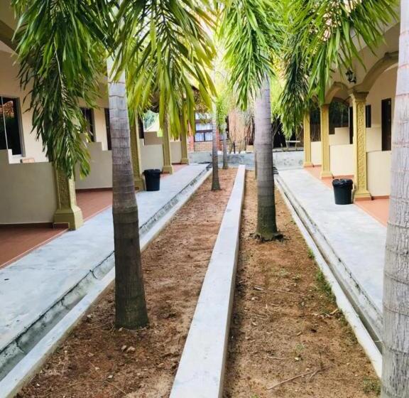 Dhania Cenang Beach Motel