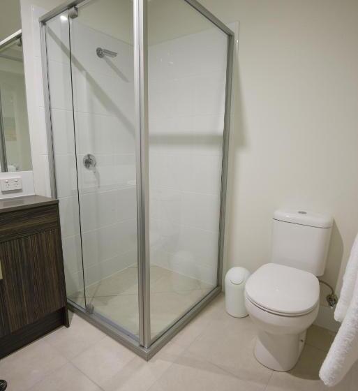 Direct Collective Breeze On Brightwater