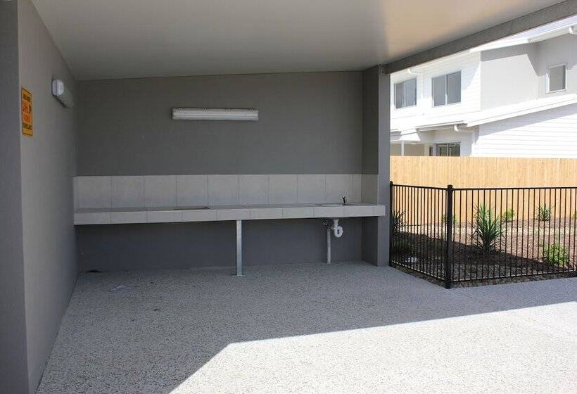 Direct Collective Breeze On Brightwater