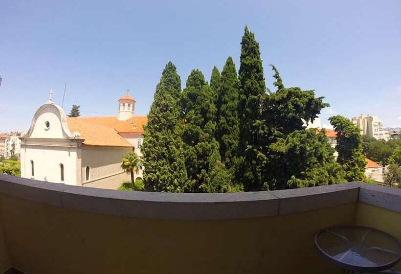 Hostel Split Backpackers 2