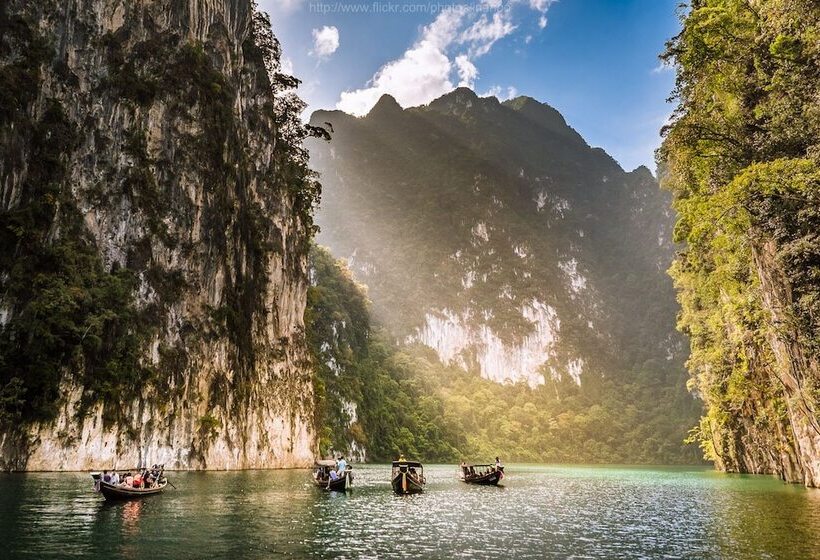 בית מלון כפרי 100 Islands Resort & Spa