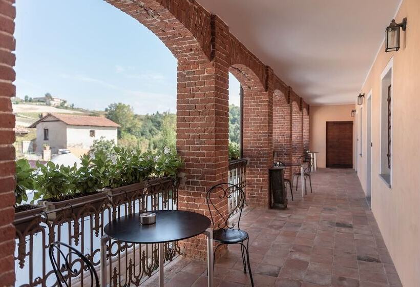 בית מלון כפרי San Martino Langhe