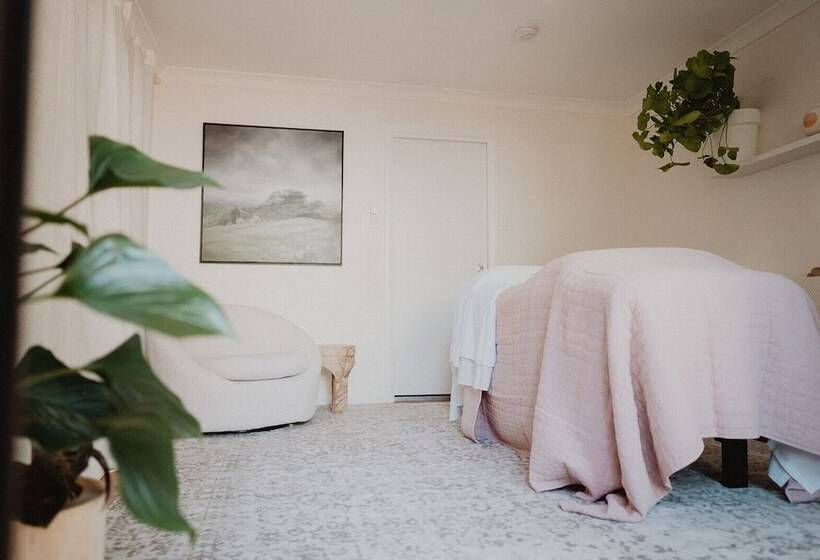 בית מלון כפרי The Lodge Jamberoo