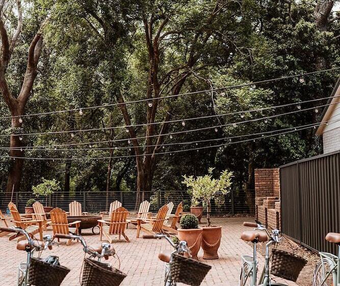 בית מלון כפרי The Lodge Jamberoo