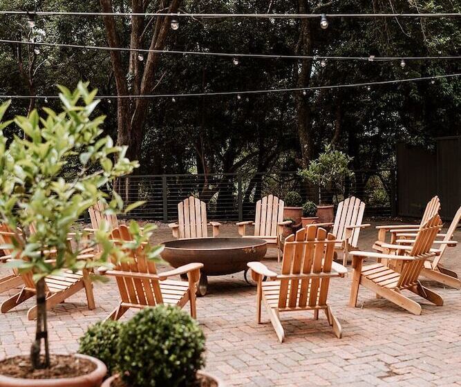 בית מלון כפרי The Lodge Jamberoo