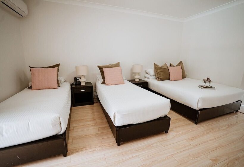 בית מלון כפרי The Lodge Jamberoo