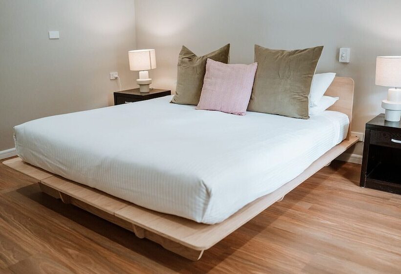 בית מלון כפרי The Lodge Jamberoo