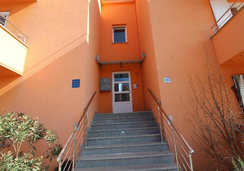 酒店 Apartments Hanna