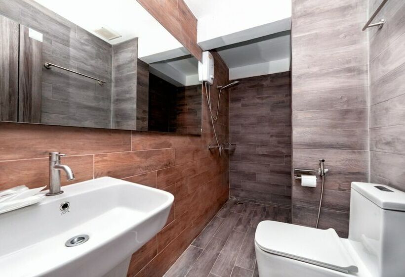 هتل Ubox Samui Hostel   Chaweng Beach