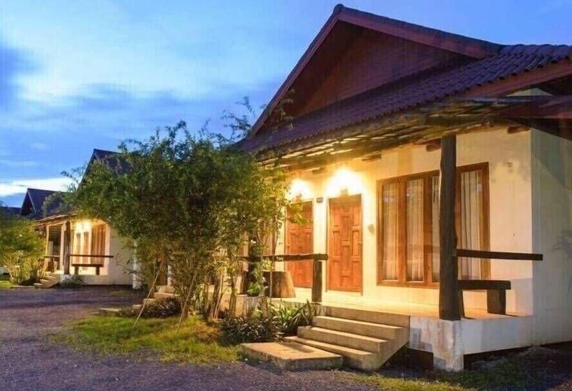 Отель Bangyai Buri Resort