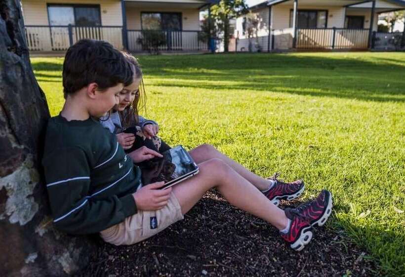 هتل Big4 Perth Midland Tourist Park