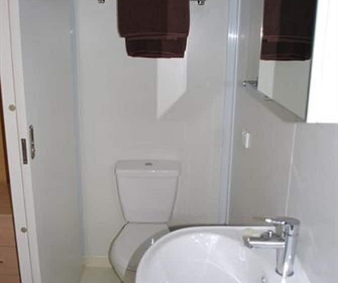 هتل Big4 Perth Midland Tourist Park