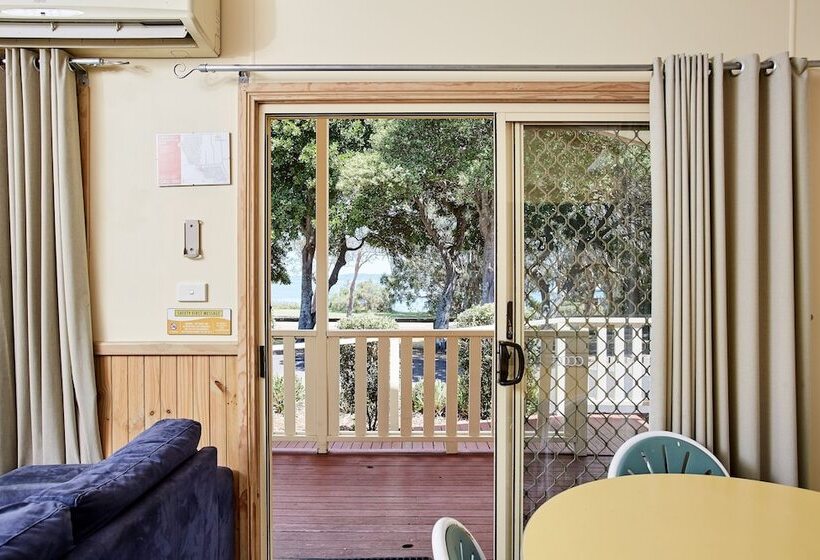 בית מלון כפרי Canton Beach Holiday Park