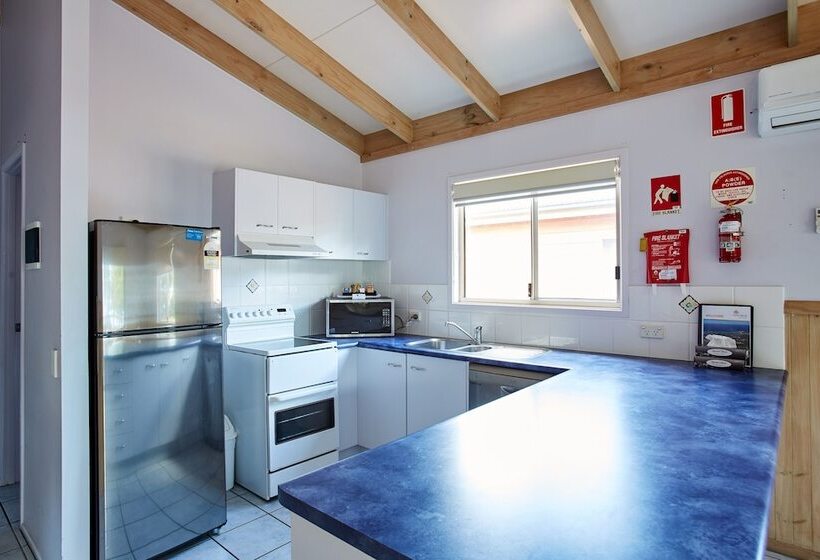 בית מלון כפרי Canton Beach Holiday Park