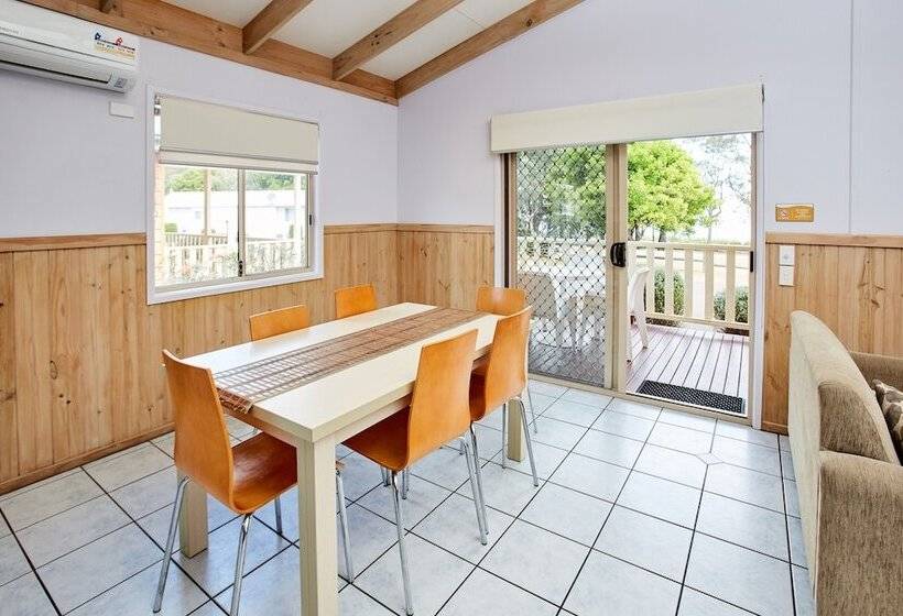 בית מלון כפרי Canton Beach Holiday Park