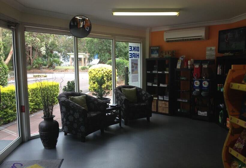 בית מלון כפרי Canton Beach Holiday Park