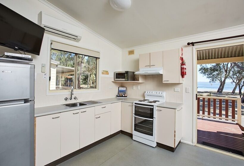 בית מלון כפרי Canton Beach Holiday Park