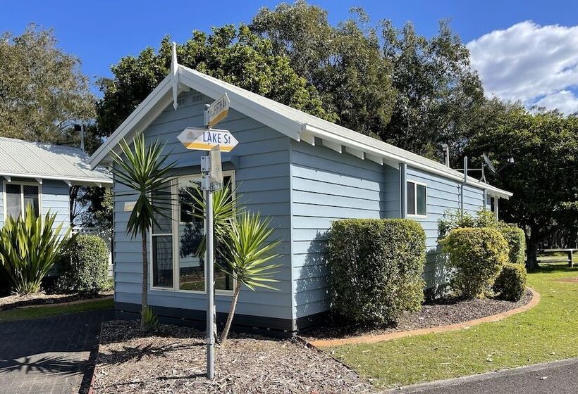 בית מלון כפרי Canton Beach Holiday Park